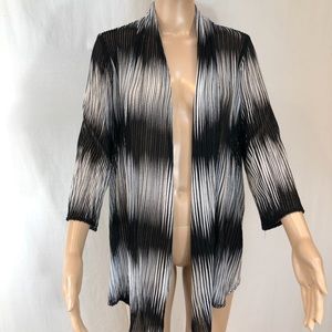 G Collections white Black Semi Sheer Tunic Sz M
